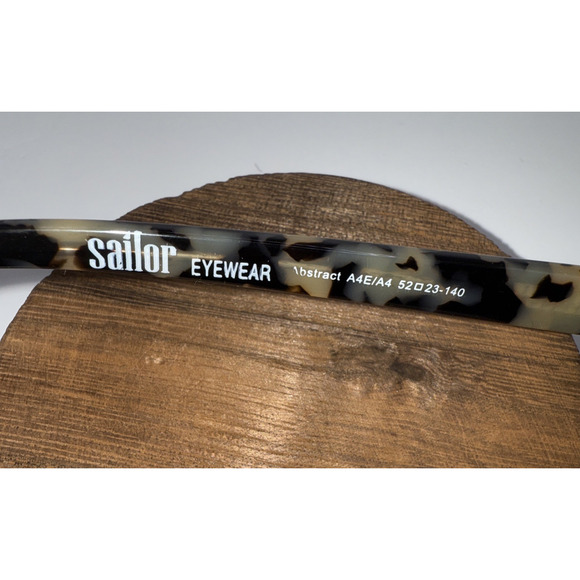 Sailor Eyewear Abstract Tortoise Cat Eye Sunglasses Modern‎ Chic 52-23-140